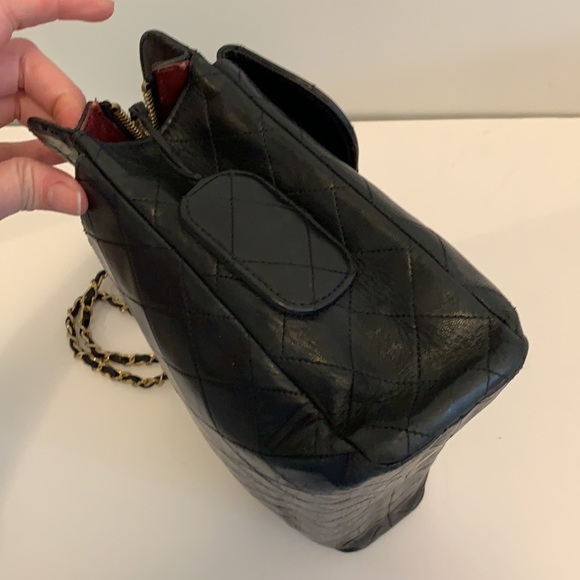 SOLD Chanel vintage shopping tote flap bag - Picture 5 of 12